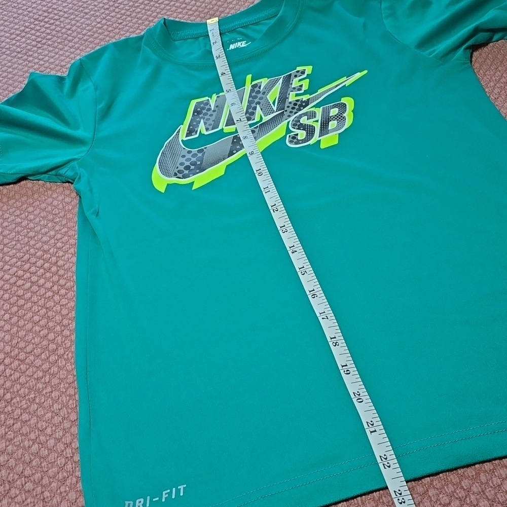 Nike Skateboarding Crew Neck Teal Dri-FIT T-Shirt - KIDS Size 10 -12 - Picture 7 of 8